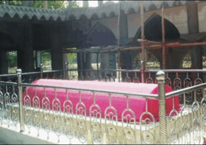 Khanka Rahmanpur Sufi Temple, Barsoi